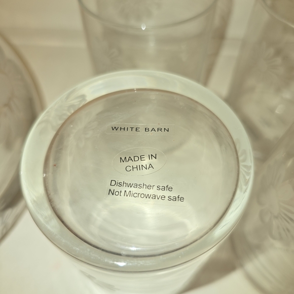 ⭐️40% Off⭐️ Vintage White Barn Etched Daisy Clear Glass Pitcher & Glasses Set - Picture 5 of 5